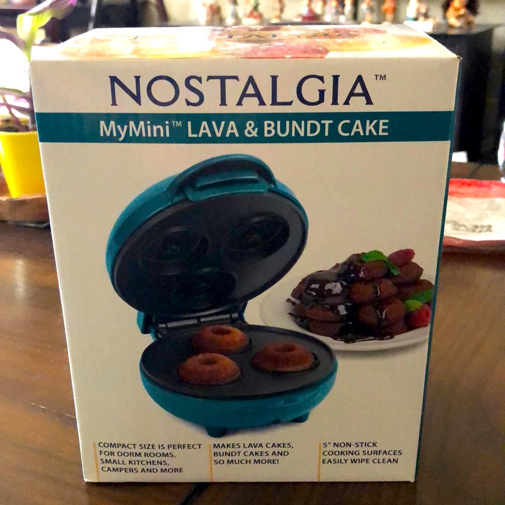 Brand new “MyMini” Lava and Bundt cake maker.